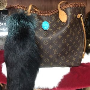 SOLD Revamped Louis Vuitton Neverful MM